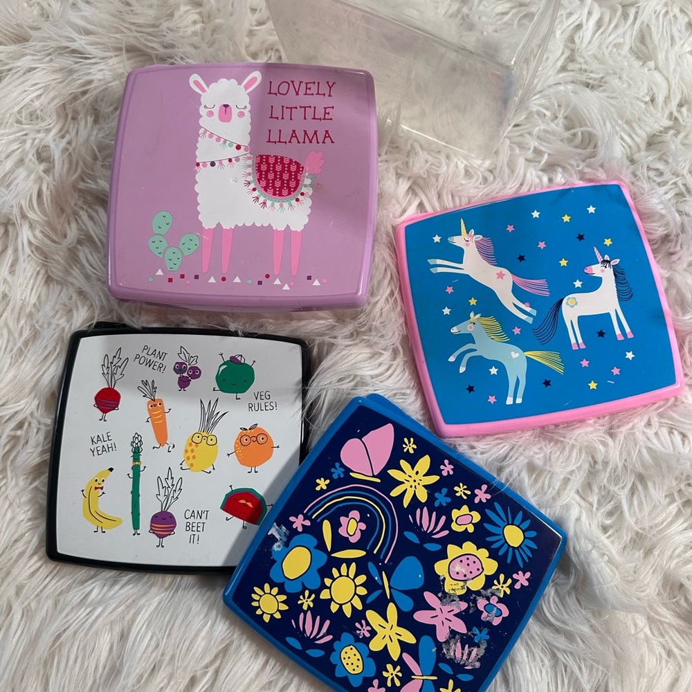 2 Microwaveable and Dishwasher Safe Storage Containers - Picture 12 of 12